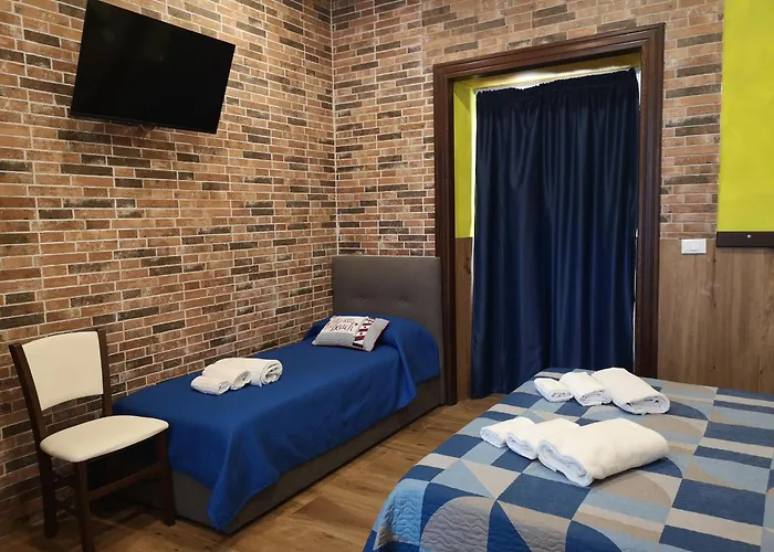 Marina Club Guest house